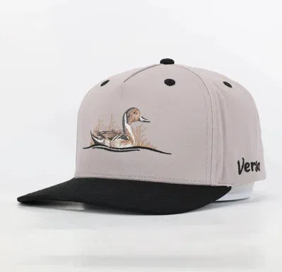 Versa The Pinny Adjustable Hat In White