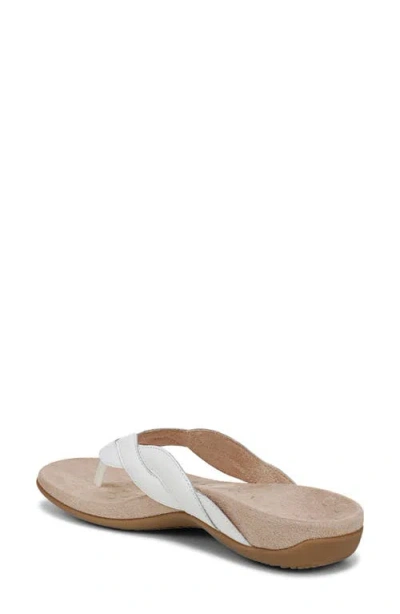 Vionic Bella Braid Flip Flop In White