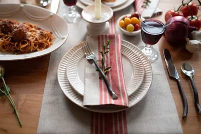 Solino Home Linen Table Runner
