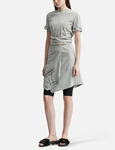 Pushbutton Twisted Fitted Top In Gray