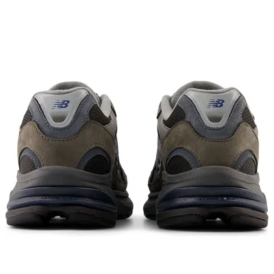 New Balance 2010 Suede-panel Sneakers In Green