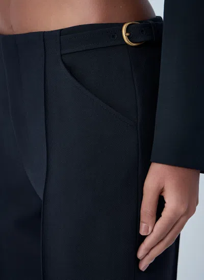 Chloé Tailored Wool Crepe Capri Pants In Black