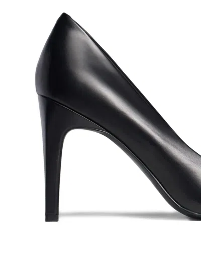 12 Storeez Pointed-toe Pumps In Multi