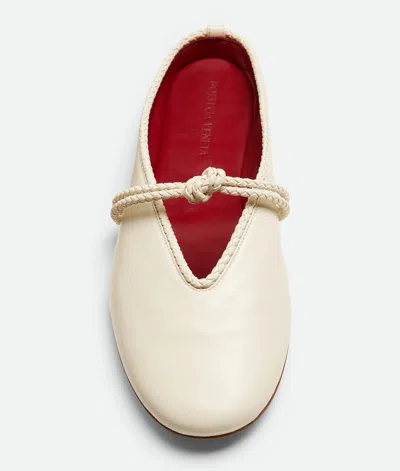 Bottega Veneta Lagoon Nappa Leather Knotted Mary Jane Ballerina Mules In White