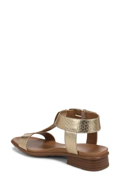 Naturalizer Easton Sandal In Brown