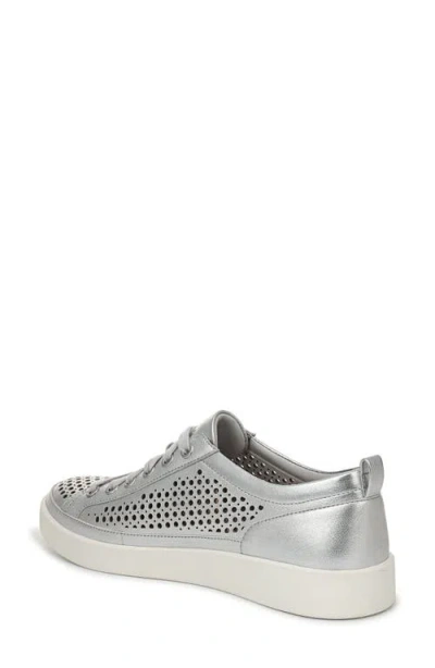 Vionic Winny Perf Sneaker In Silver