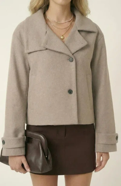 Modenaire Cropped Wool-blend Oversized Collar Jacket In Multi