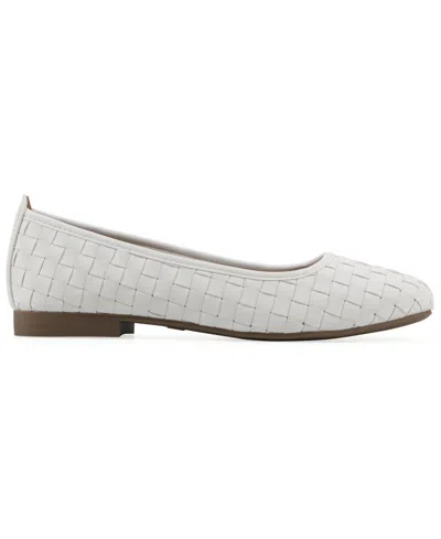 White Mountain Boccie Flat In White
