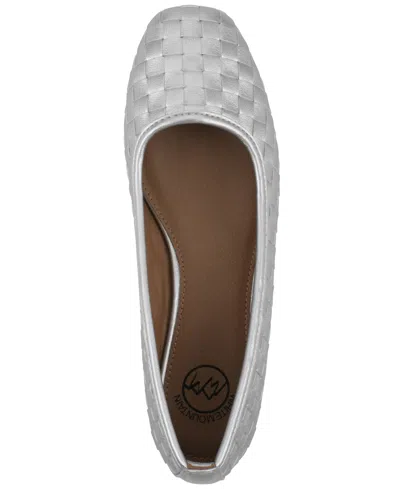 White Mountain Boccie Flat In Silver