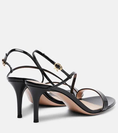 Gianvito Rossi Manhattan 70 Leather Sandals In Black