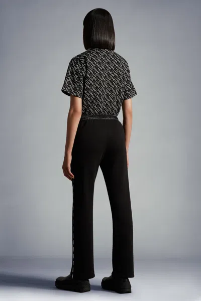 Moncler Logo Trim Drawstring Track Pants In Black