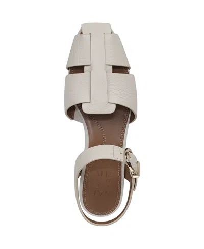 Naturalizer Cleo Flat In White