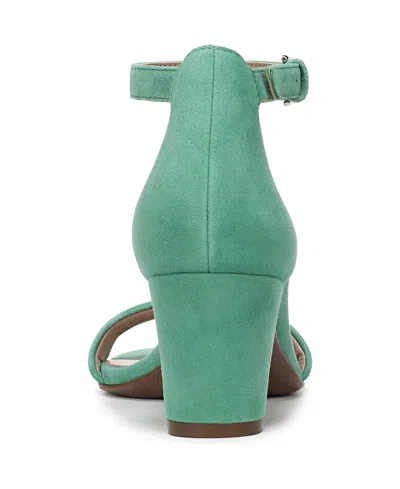 Naturalizer Vera Sandal In Green