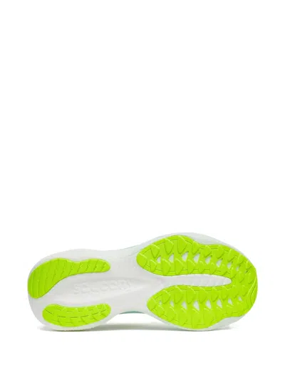 Saucony Ride 19 Sneakers In White