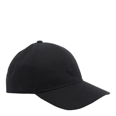 Moncler Black Baseball Cap With Logo Patch In Black