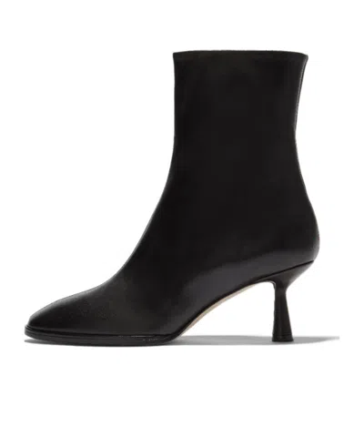 Aeyde Women Black Ankle Boots With Rounded Toe In Leather Woman In Black