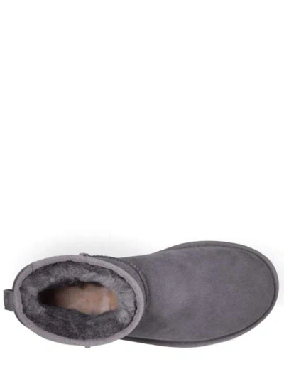 Ugg Rear Pull-ring Snow Boots In Gray