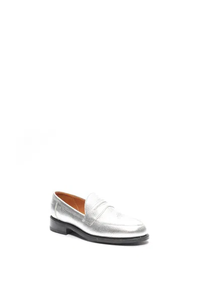 Macian Ludo Penny Loafer In White