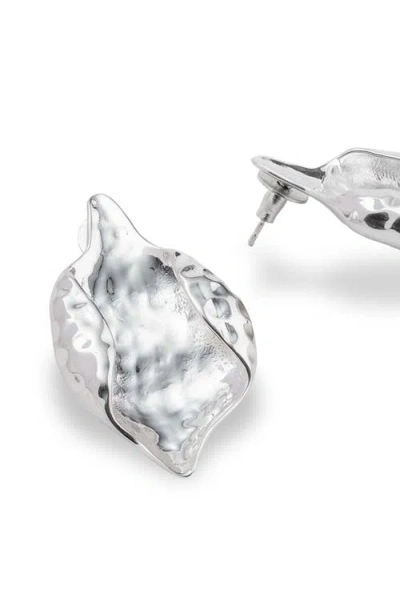 Naveda Noa Drop Earrings In Silver