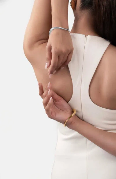 Naveda Bloom Soléne Bangle In Silver