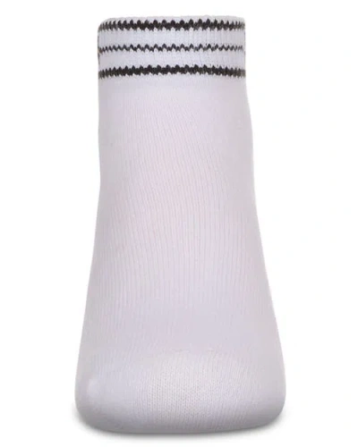 Memoi M Multi Line Anklet Socks In White