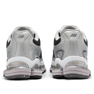 New Balance Metallic Abzorb 2000 Sneakers In Multi