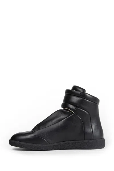Maison Margiela Future Low Sneakers Ankle Length Rubber Sole In Black