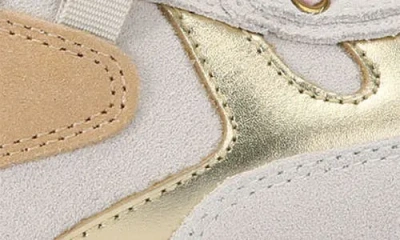 Kurt Geiger Perforated Panel Slim Runner Sneakers In White