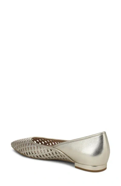 Vionic Gracia Woven Flat In Gold