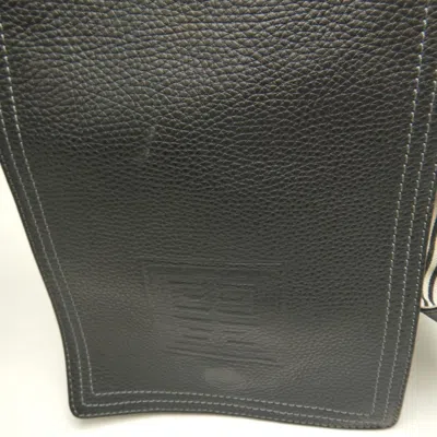 Pre-owned Givenchy Black Leather Shoulder Bag ()