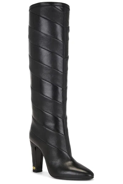 Valentino Garavani Rayons Nappa Boot With Chevron Pattern 100mm Woman Black 39 In Black