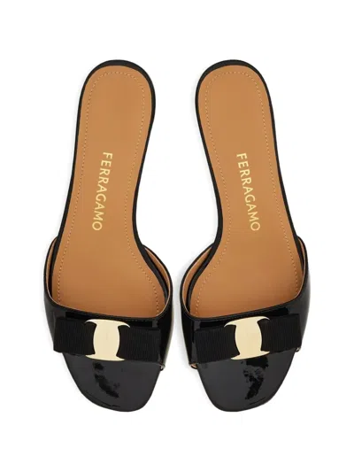 Ferragamo Vanilla Patent Leather Bow Mules In Brown