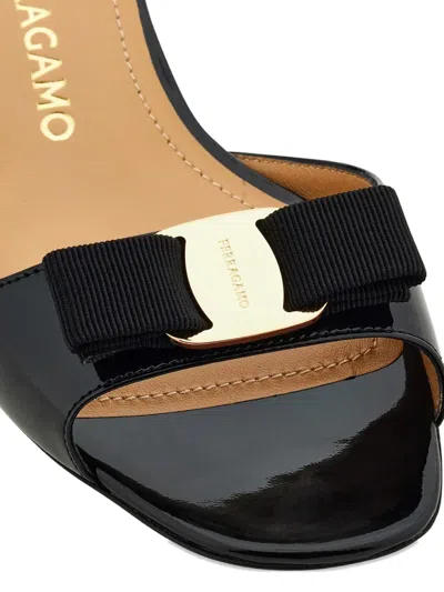 Ferragamo Vanilla Patent Leather Bow Mules In Brown