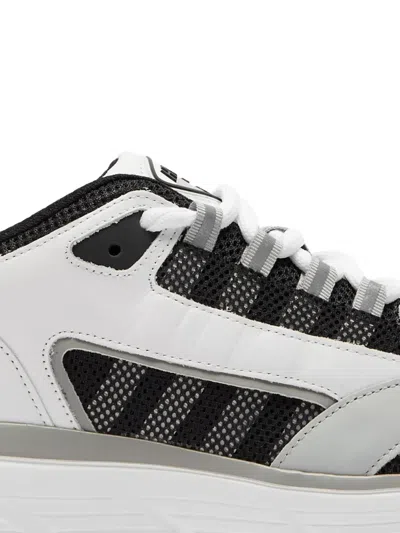 Cleens Hyper Runner Sneakers In White