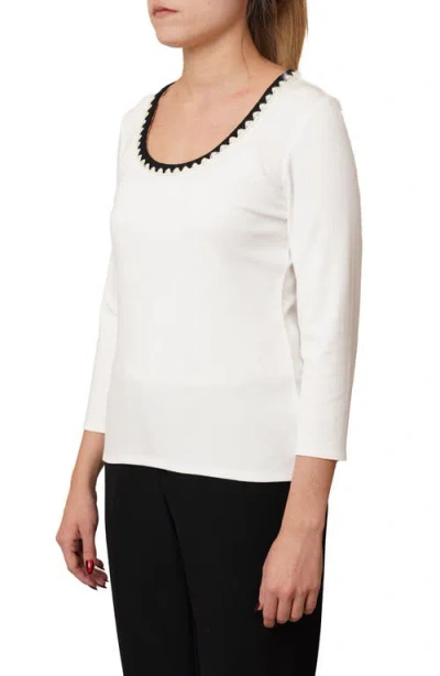 Cyrus Stitched U-neck T-shirt In White