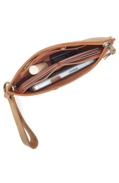 Hobo Vida Leather Wristlet In Brown