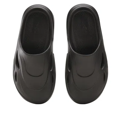 Reebok Dmx Recovery Mules In Black