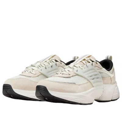 Jordan Trunner Sneakers In White