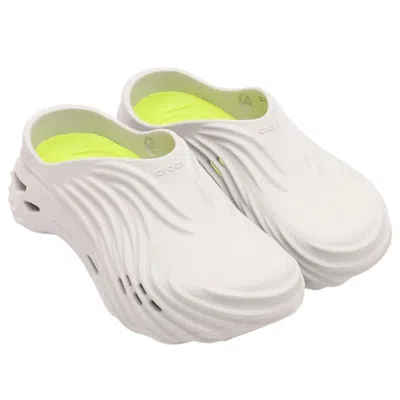 Crocs Echo Wave Slides In White