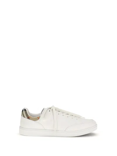 Burberry White Calf Leather Bos Taurus Low Top Sneakers