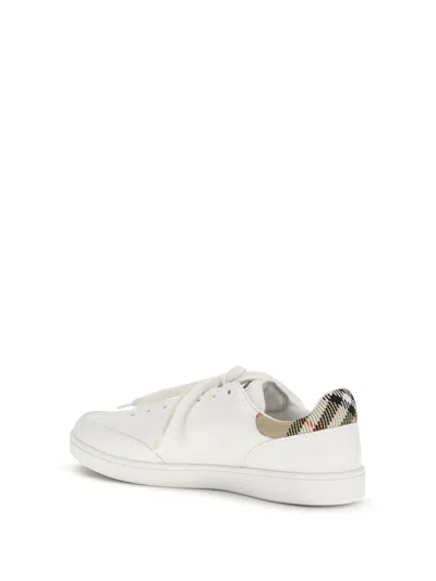 Burberry White Calf Leather Bos Taurus Low Top Sneakers