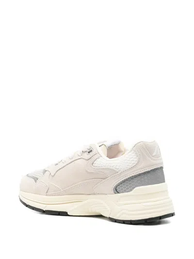 Autry Hyperway Grey Low Top Sneakers With Logo Patch On Side And Tongue In Suede And Mesh Woman In Gray