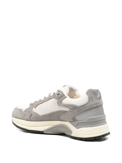 Autry Hyperway Sneakers In White