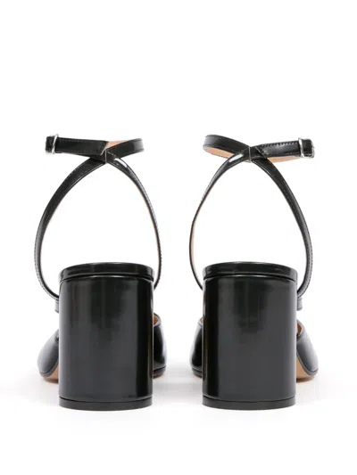 Maison Margiela Tabi Sandals In Brushed Leather In Black