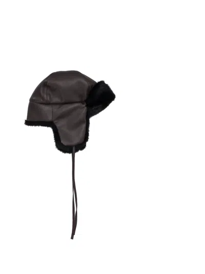 P.a.r.o.s.h Cappello Faux-fur Hat In Black