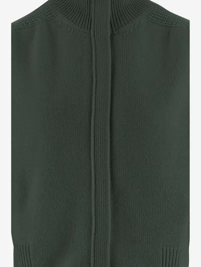 Sa Su Phi In Green
