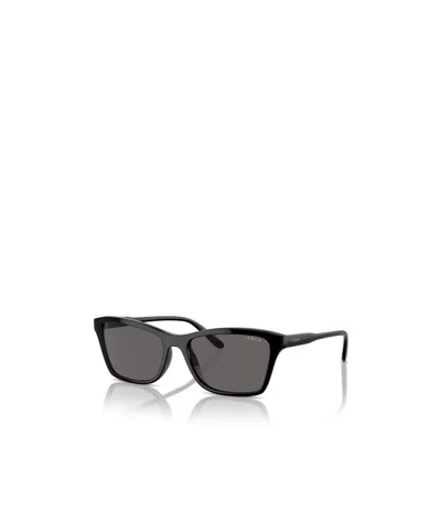 Vogue Eyewear Rectangular Frame Sunglasses In Black