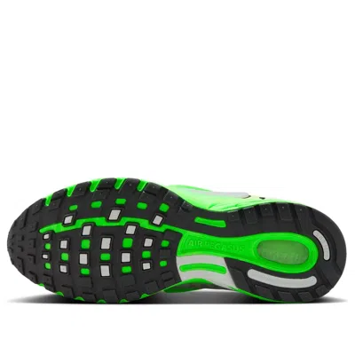 Nike Air Pegasus Wave Sneakers In Green