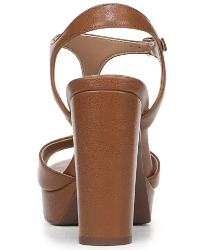 Naturalizer Miller Platform Sandal In Brown
