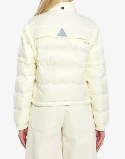 Moncler Grenoble Mauduits Short Down Jacket In Burgundy